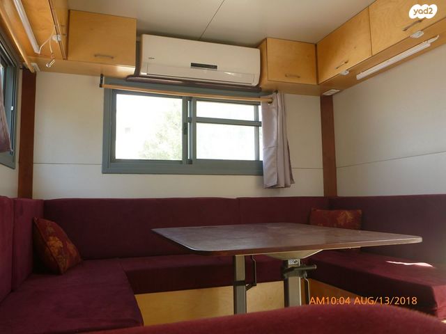 מודעת רכב נגרר (קראוון נגרר)