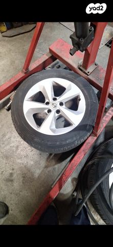 feedItemObj.data.row_1