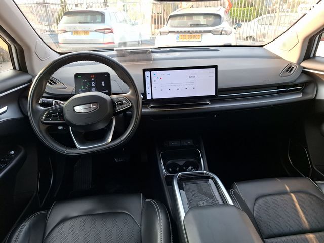 מודעת רכב ג׳ילי Geometry C