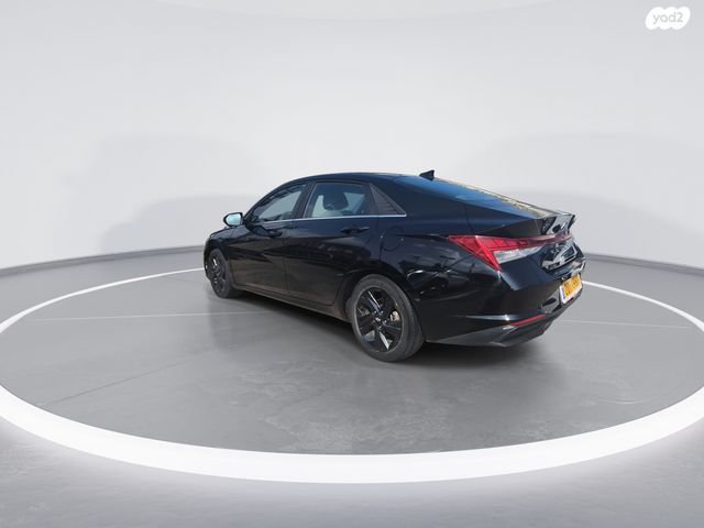 יונדאי אלנטרה