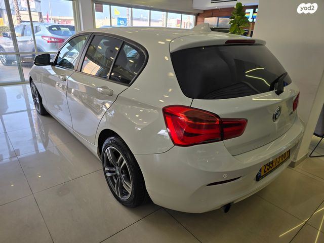 מודעת רכב ב מ וו סדרה 1