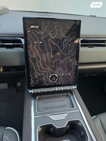 ג'י.אם.סי סיירה EV