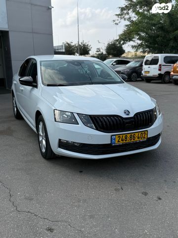 סקודה אוקטביה