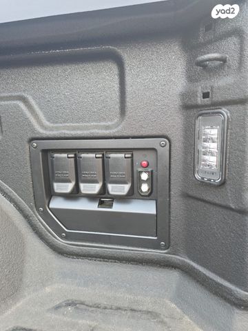 ג'י.אם.סי סיירה EV