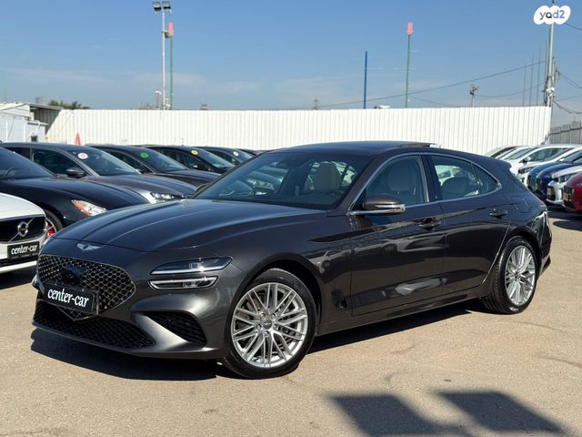 מודעת רכב ג'נסיס G70