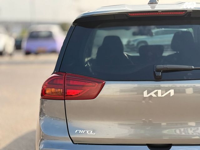 קיה נירו פלוס