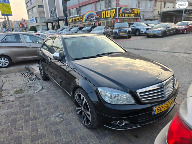מודעת רכב מרצדס-בנץ C-class