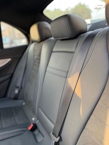 מרצדס-בנץ E-class