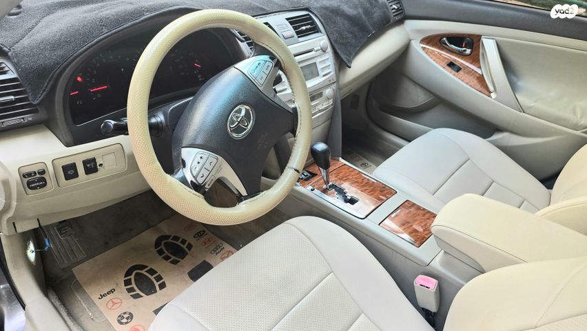 טויוטה קאמרי