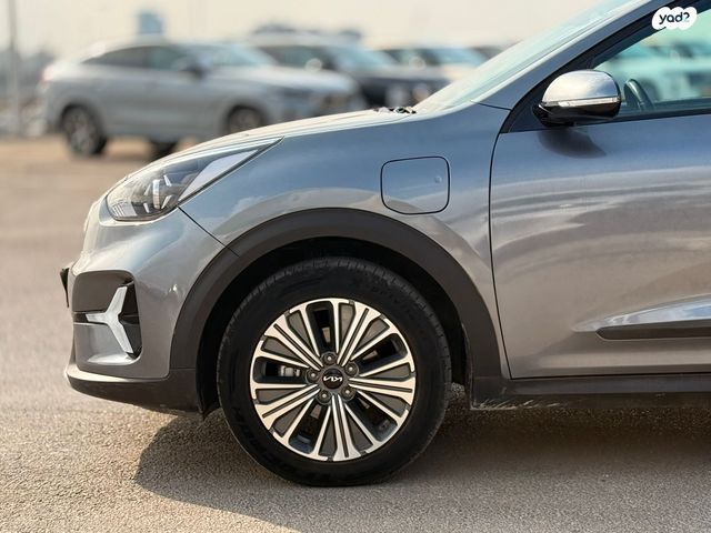 קיה נירו פלוס