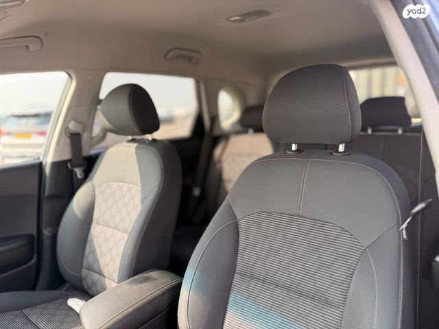 קיה נירו פלוס