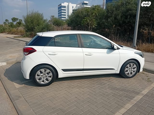 מודעת רכב יונדאי i20