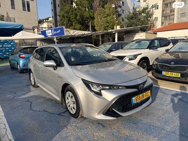 טויוטה קורולה