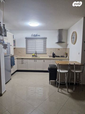 דירה, קלמן פורת 13, רמות הרכס, באר שבע