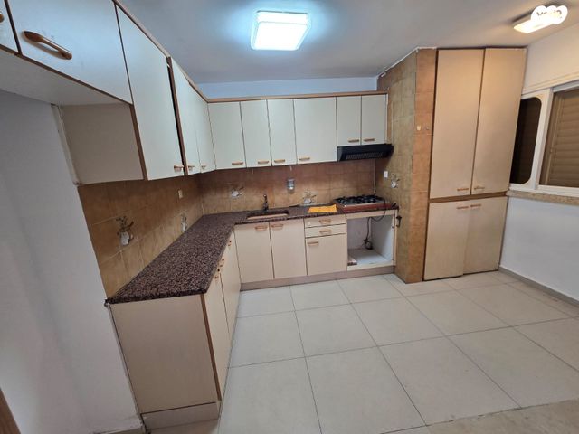 דירה, ביאליק 1, רובע ה', אשדוד