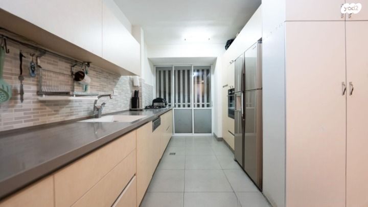 דירה, אבות ישורון 5, רובע ה', אשדוד