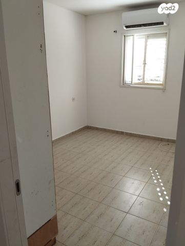 דירת גן, פרי מגדים 106, מישור הגפן, אופקים