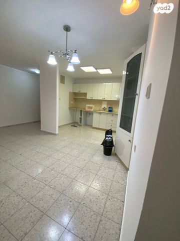 דירה, שושנים 4, גן שמואל, קרית מלאכי