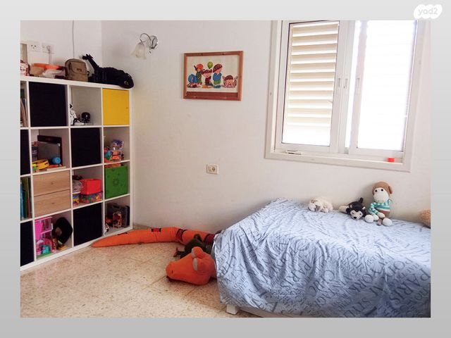 דו משפחתי, סמטת יקינטון 3, יפה נוף, פרדס חנה כרכור