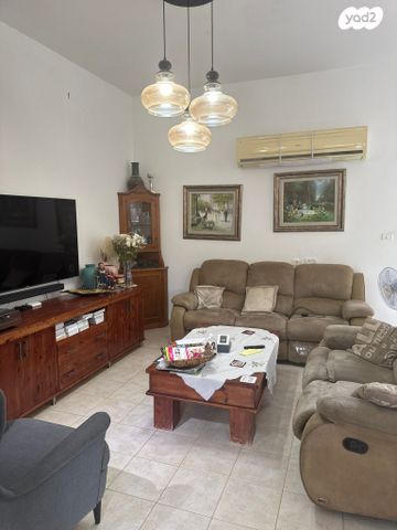 בית פרטי/ קוטג', נבטים 1, כפר חיטים, כפר חיטים