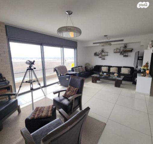 גג/ פנטהאוז, סמטת השחר 7, נווה רבין, אור יהודה