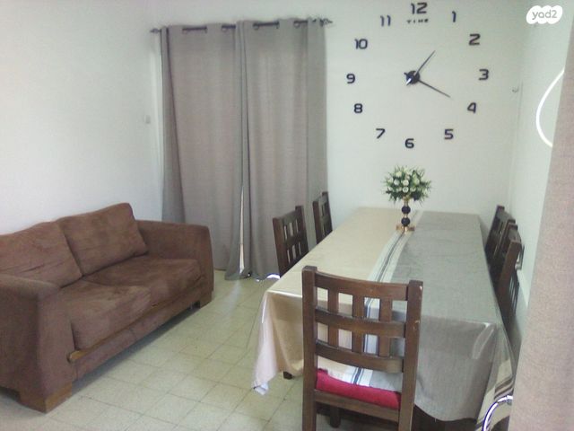 דירה, הגליל 67, המיסדים, כרמיאל