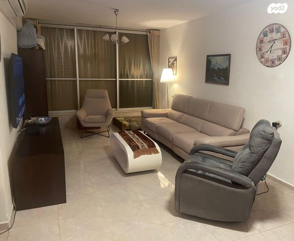 דירה, אברהם בן שושן 76, נווה אלון, עכו