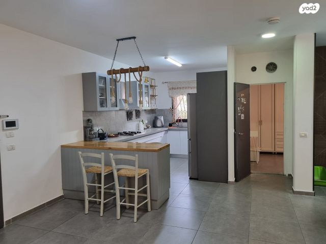 דירת גן, ארלוזורוב 100, מרכז, קרית עבודה, חולון