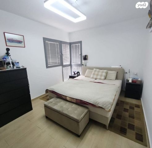 גג/ פנטהאוז, סמטת השחר 7, נווה רבין, אור יהודה