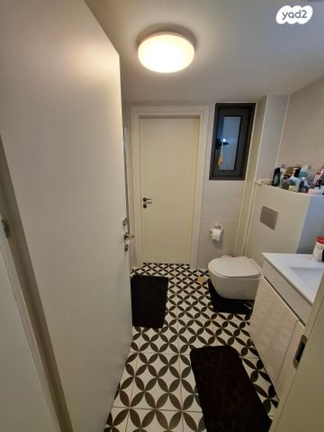 גג/ פנטהאוז, כנען 16, בית בפארק ,פרדס בחסכון, אור יהודה