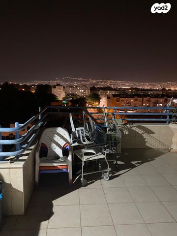 גג/ פנטהאוז, דב פרומר 22, קרית שמואל, חיפה