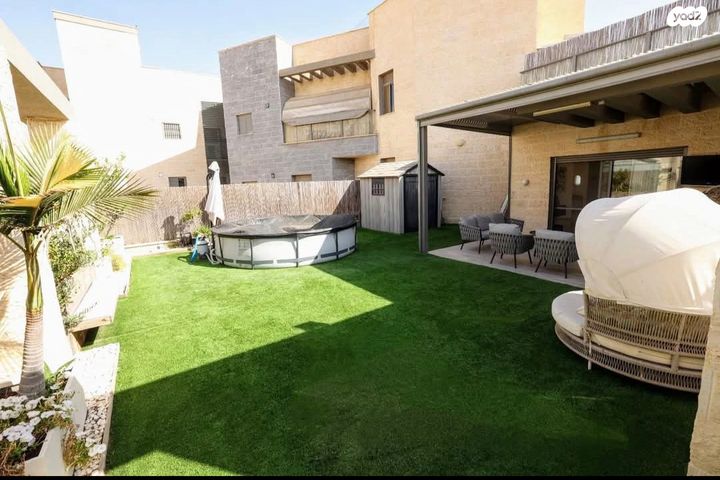 גג/ פנטהאוז, גדעון האוזנר 10, רמות הרכס, באר שבע