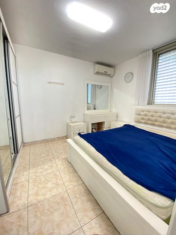 דירה, מאיר בר אילן 14, המרכז האזרחי, רמלה