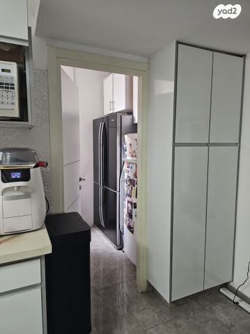 דירה, הדר 7, שכונת גפן, רמת גן