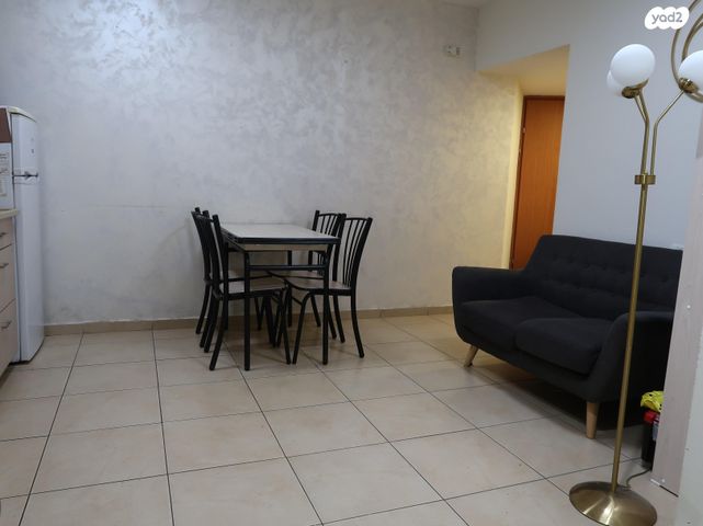 דירה, רבי עקיבא 74, הר שלום, בני ברק