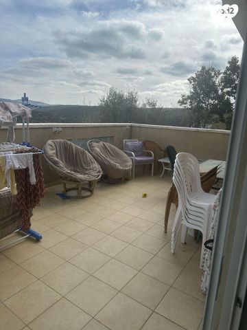 דו משפחתי, הגיתית 94, יקיר, יקיר