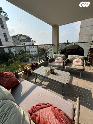 דירה, יעקב בן סירא 6, הרקפות, ראשון לציון