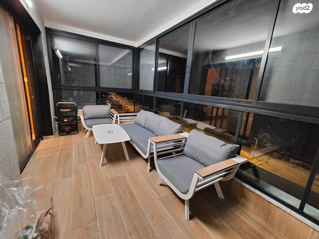 דירה, הרב אבא אבוחצירה 11, שדרות בפארק, שדרות