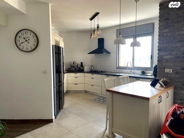 דירה, דקל הדום 11, ניסן, חדרה