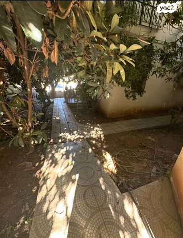 דירה, חנה סנש 8, שיכון ההסתדרות, בני ברק