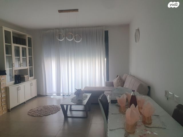 יצחק שמיר 68