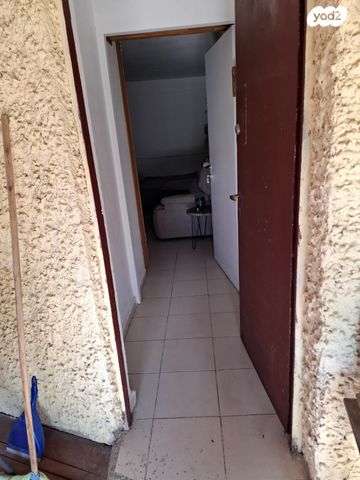 יחידת דיור, כלניות 11, כפר ביאליק, כפר ביאליק