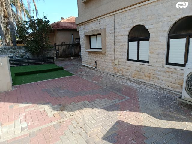 בית פרטי/ קוטג', חבצלת השרון 87, אליכין, אליכין