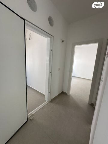 דירה, הרב שלום שבזי 233, פסגות אפק, ראש העין