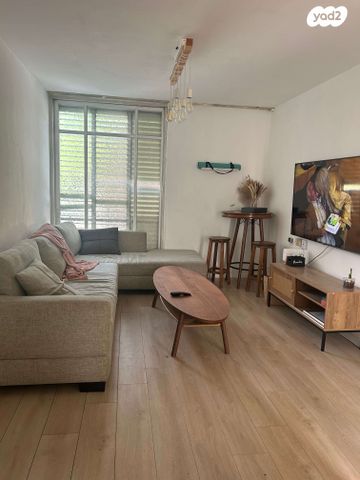 דירה, מעפילי אגוז 65, נווה חן, תל אביב יפו