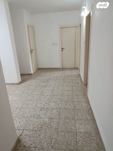 בית פרטי/ קוטג', חבצלת השרון 87, אליכין, אליכין