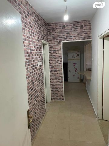 חיבת ציון 32