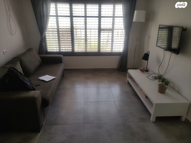 דירה, יוסף שפרינצק 54, שיכון א', קרית שמונה