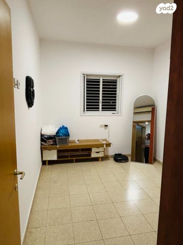 דירה, נווה אלון 14, ב' / צפון מערב העיר, רחובות