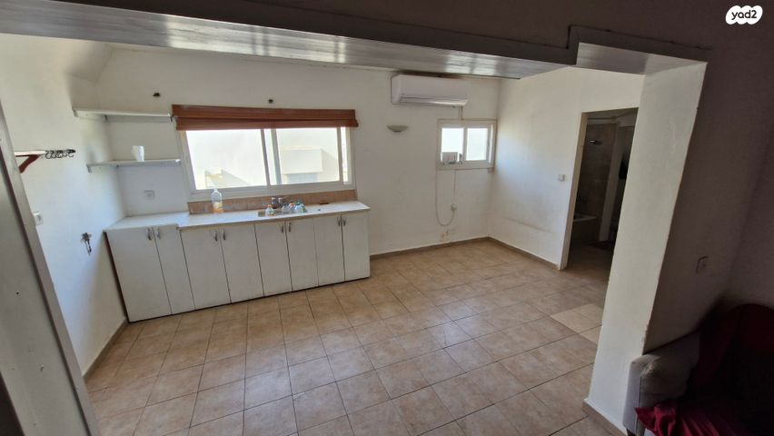 שדמות דבורה 